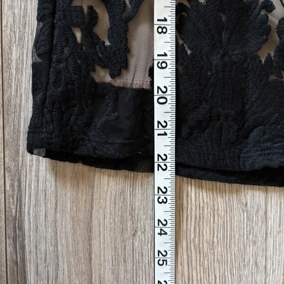 Charlotte Russe Embroidered Black Floral Lace Top Womens Small Whimsigoth Y2K - Picture 10 of 15